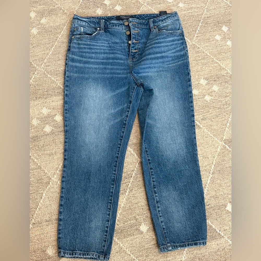 Liverpool Cropped Straight Leg Jeans